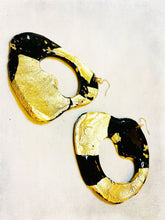Carica l&#39;immagine nel visualizzatore di Gallery, Orecchini Gold Design
