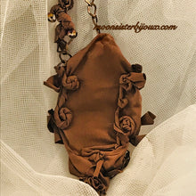 Load image into Gallery viewer, Brown Sugar Necklace
