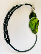 Load image into Gallery viewer, Trendy Green Necklace
