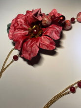 Load image into Gallery viewer, Peonia Leather Necklace
