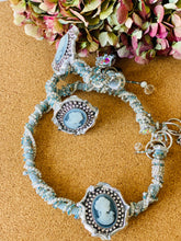 Load image into Gallery viewer, Bracciale Light Blue
