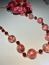 Load image into Gallery viewer, Peonia Leather Necklace
