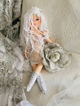 Load image into Gallery viewer, Doll Princess White
