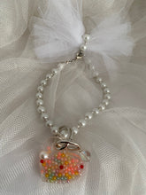 Load image into Gallery viewer, Pearls &amp; Hearts Pet Necklace
