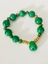 Load image into Gallery viewer, Bracciali Gold Green
